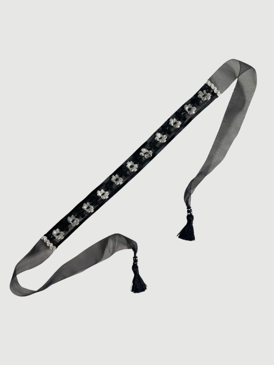 Elvira choker
